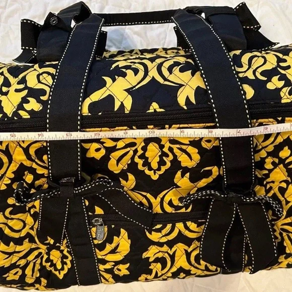Belvah Quilted Chic Black and Yellow Women's Travel Bag - Picture 6 of 7